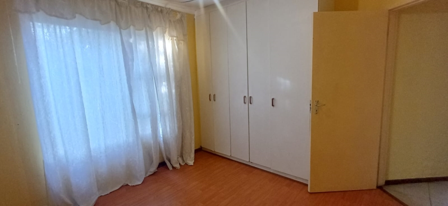 4 Bedroom Property for Sale in Southernwood Eastern Cape